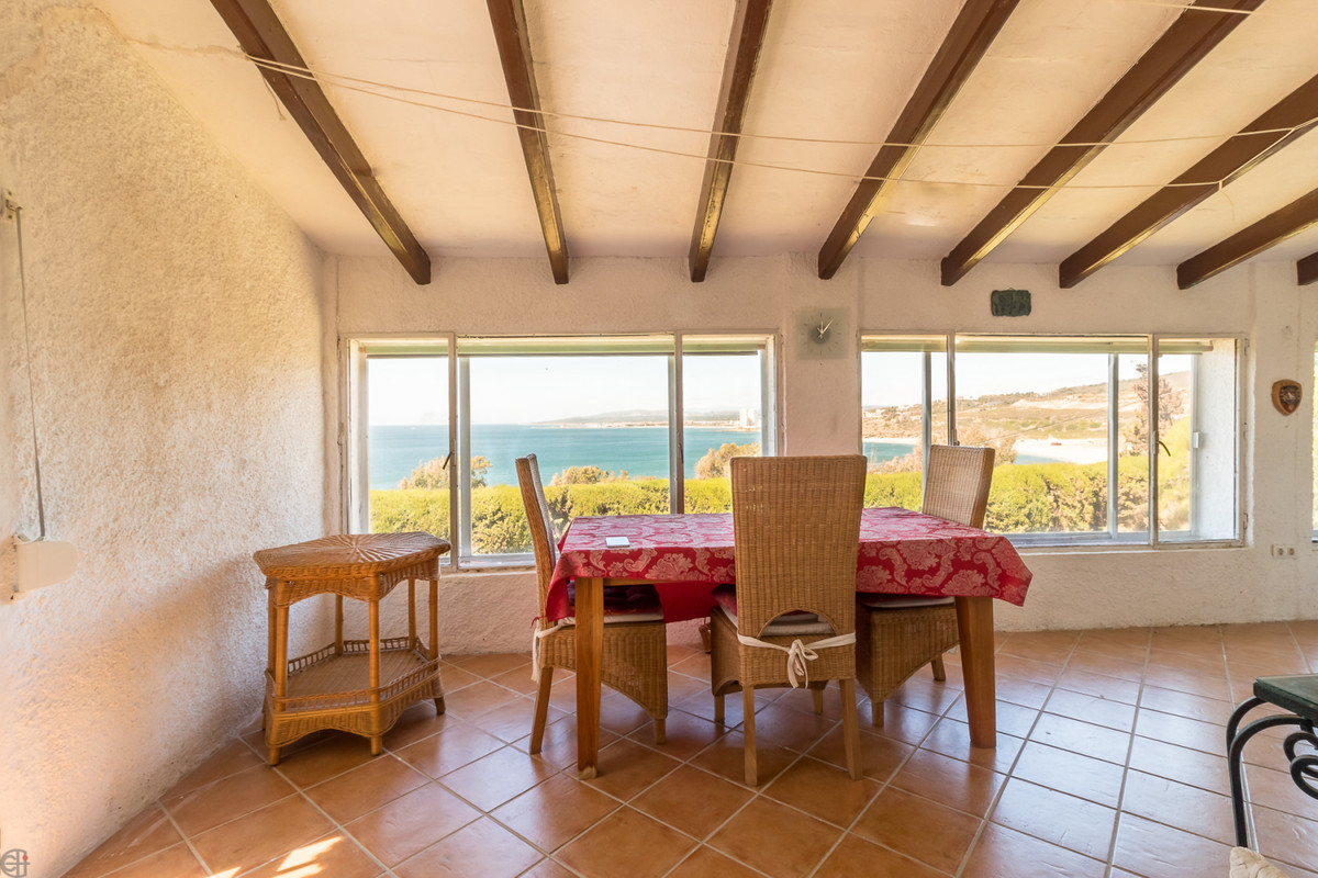 Qlistings - House - Villa in Punta Chullera, Costa del Sol Property Image